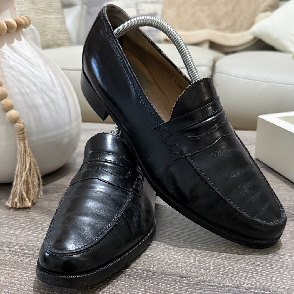 Salvatore Ferragamo Black Leather Slip-On Loafers